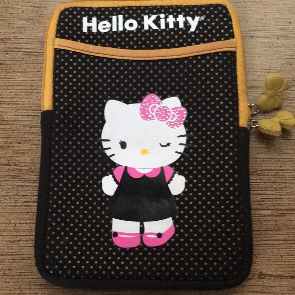 Hello Kitty Tablet IPad Sleeve Carrying Case